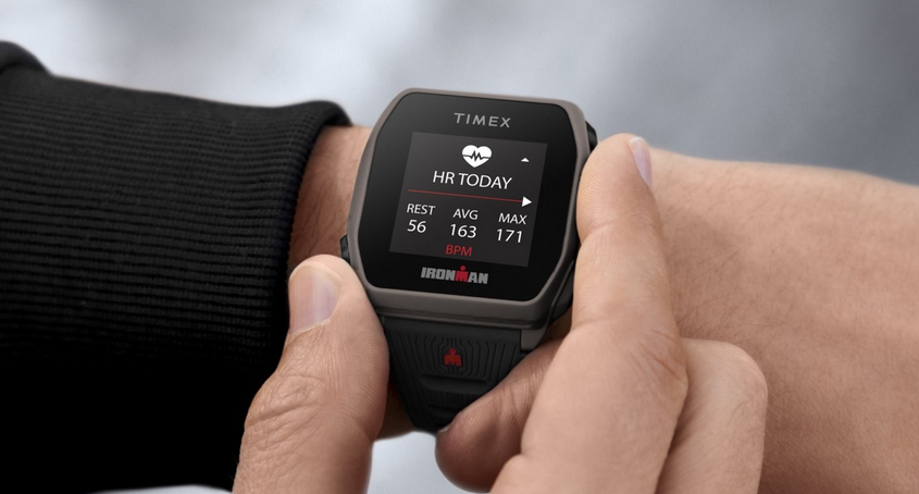 Timex IronMan R300 GPS स्मार्टवॉच - स्पोर्टी और किफ़ायती